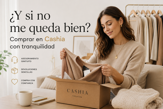 Imagen para blog de Cashia sobre comprar moda online con tranquilidad, asesoramiento gratuito y devoluciones sencillas, con mujer revisando una prenda en un paquete de Cashia en ambiente elegante y minimalista.