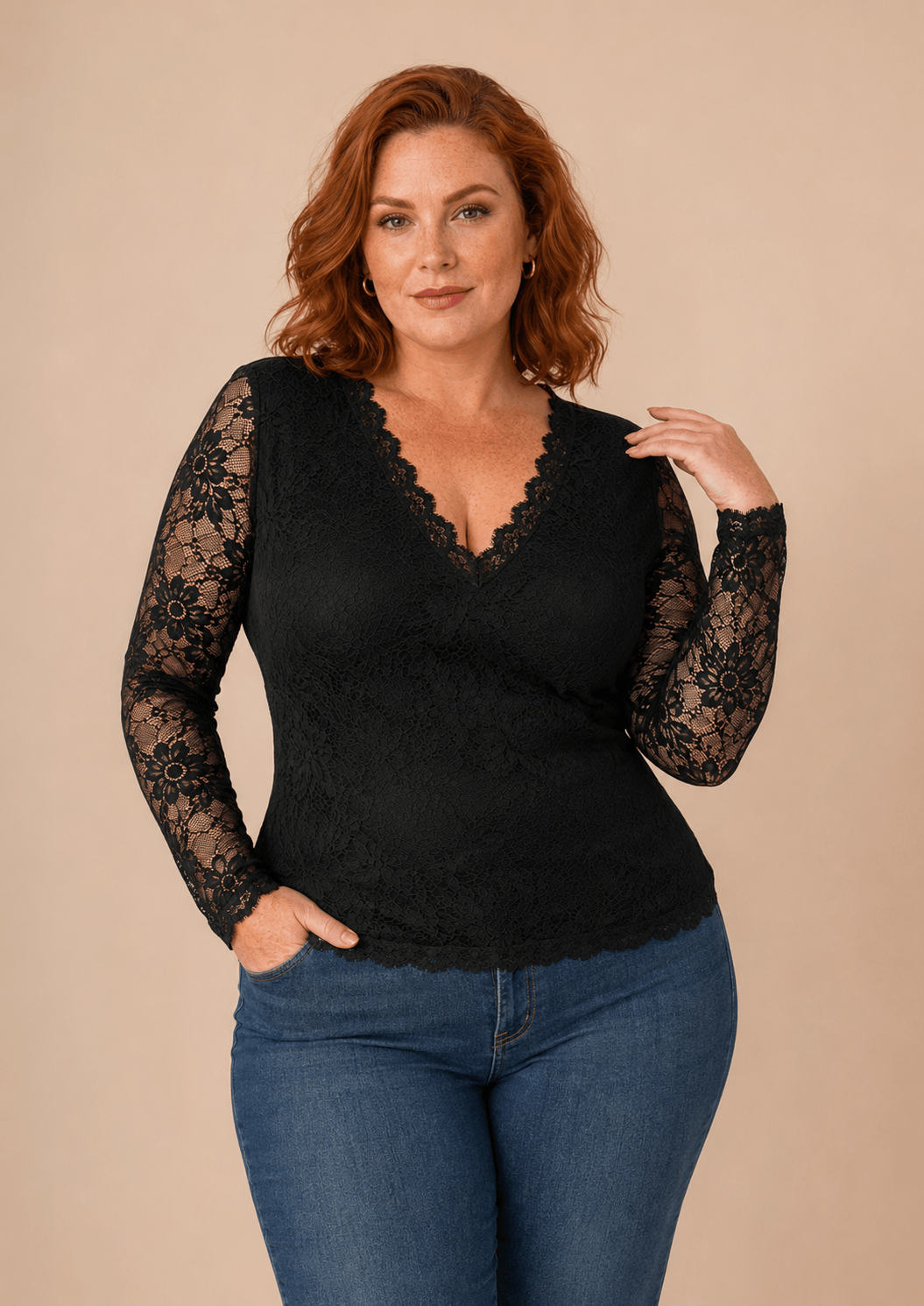 Camiseta Cashia Enigma, de encaje, color negro, talla XL, vista medio plano