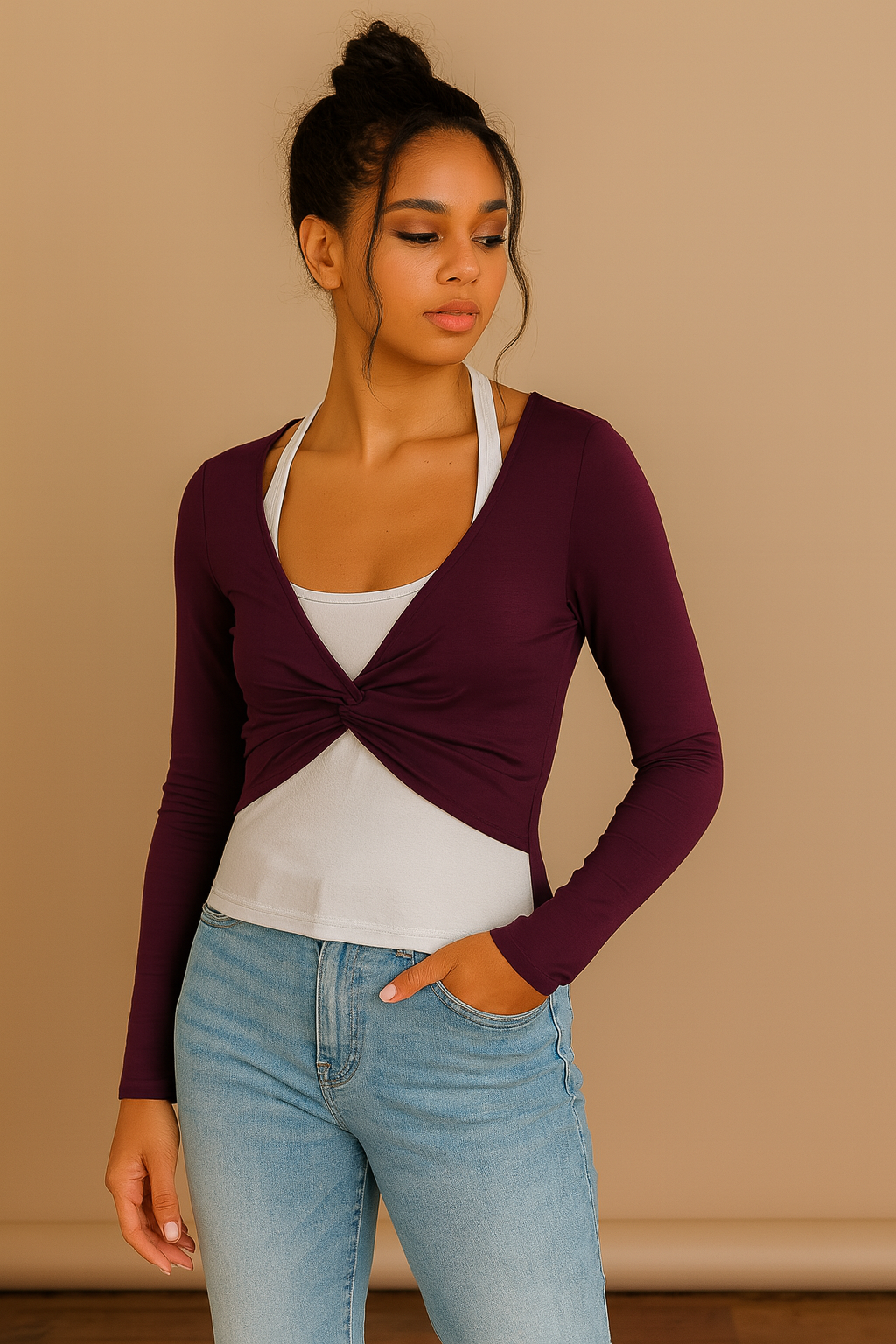 Camiseta Cashia Málaga, manga larga, color morado, vista frontal, medio plano