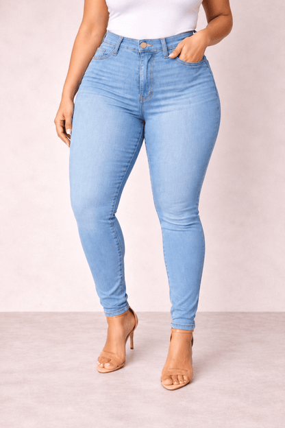 Pantalón Cashia Denim 101 azul claro de tiro alto y corte slim fit, medio plano inferior en talla XL.