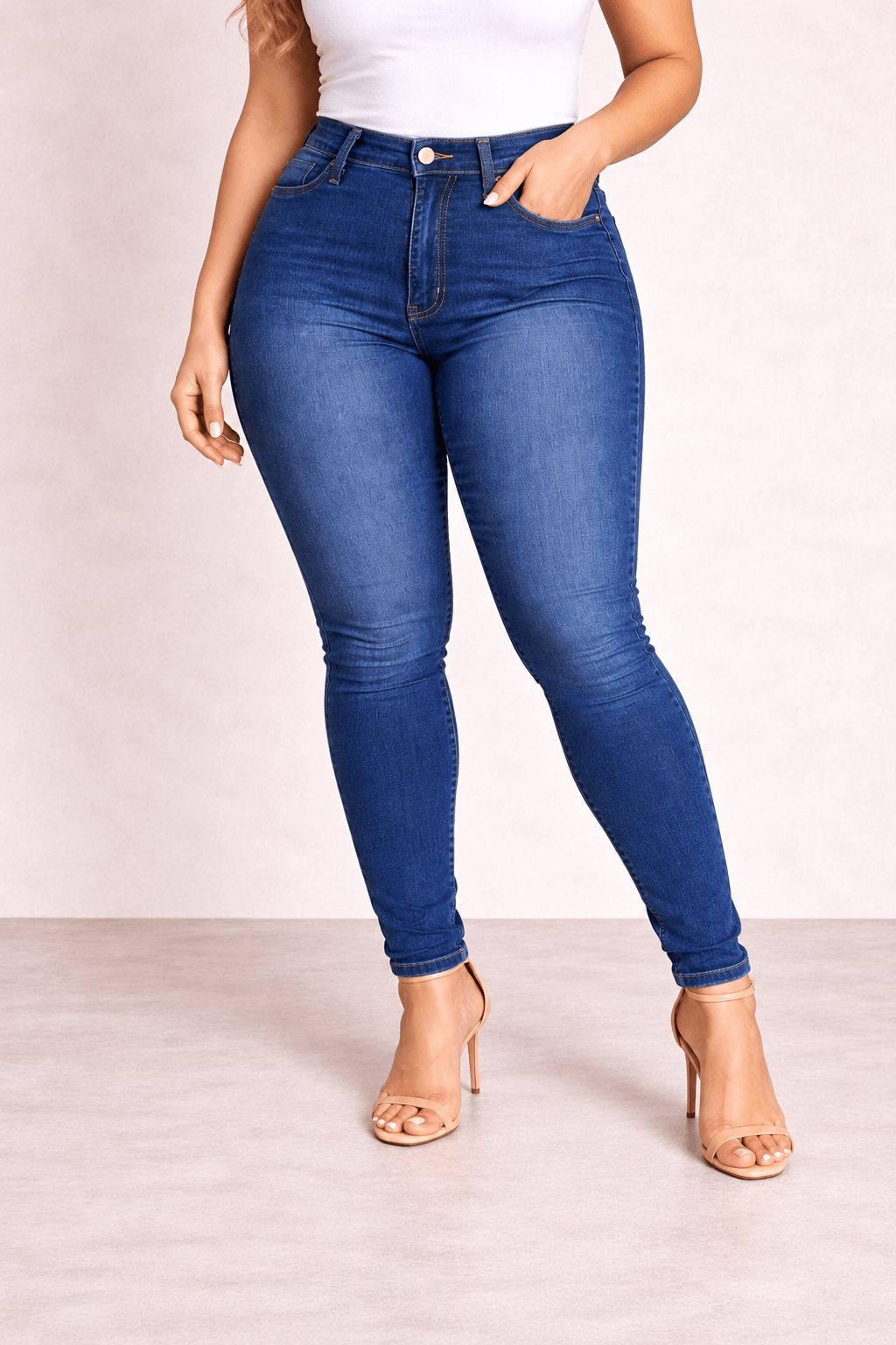 Pantalón Cashia Denim 101 azul oscuro de tiro alto y corte slim fit, medio plano inferior en talla XXL.