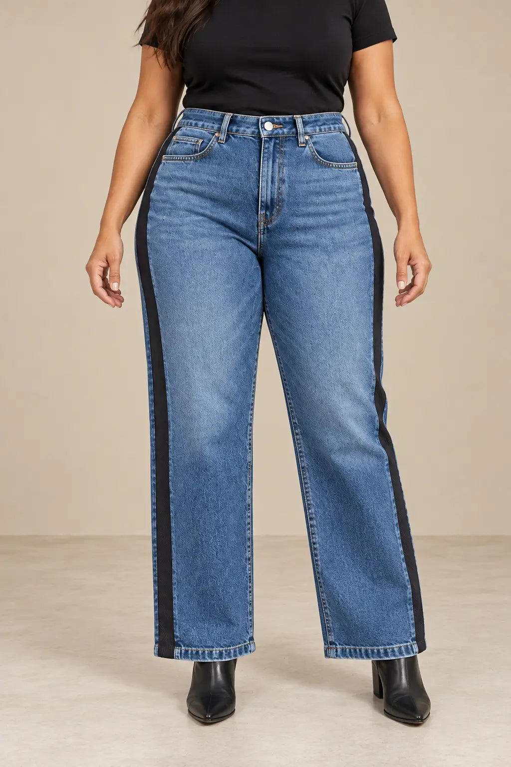 Vista frontal en medio plano inferior del pantalón Cashia Denim 403 azul, talla 2XL, de pernera ancha.