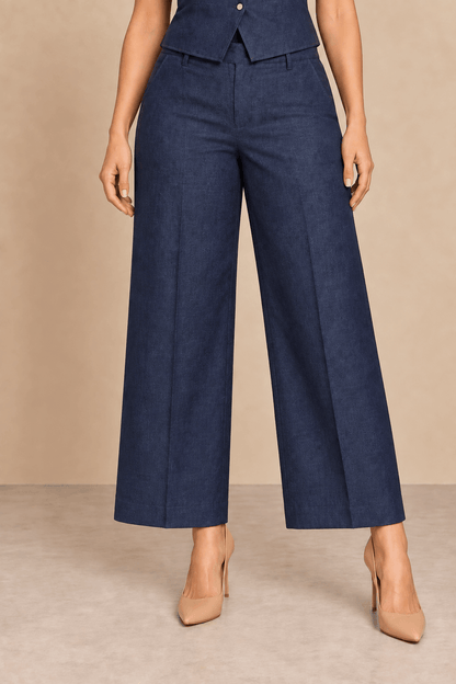 Pantalón Cashia Denim Vest azul oscuro al tobillo en talla M, medio plano inferior.
